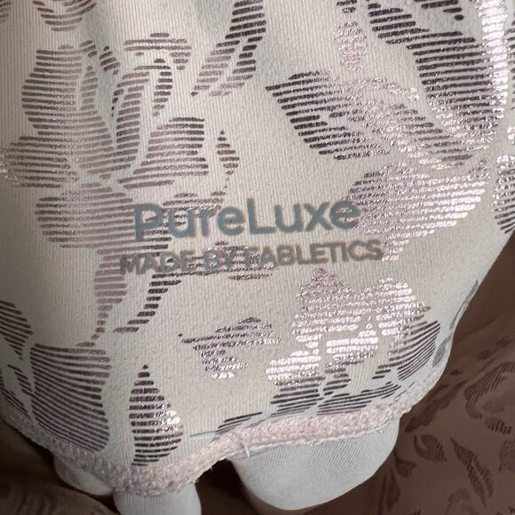 Fabletics Oasis PureLuxe High-Waisted 7/8 Leggings | Pink Floral Foil Design XXS - Picture 5 of 12